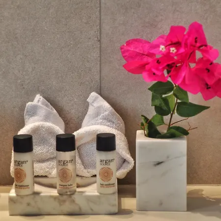 호텔 Quartano Luxury Cycladic Residence, Adults Only 3*