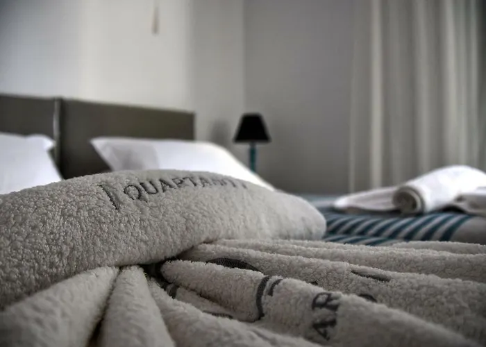 Quartano Luxury Cycladic Residence, Adults Only