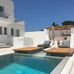 Quartano Luxury Cycladic Residence, Adults Only