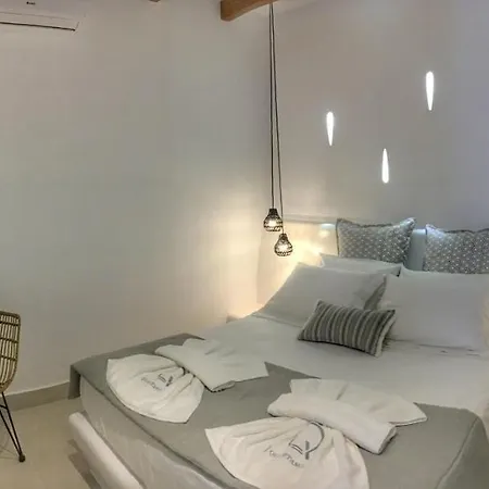 Quartano Luxury Cycladic Residence, Adults Only Hotel