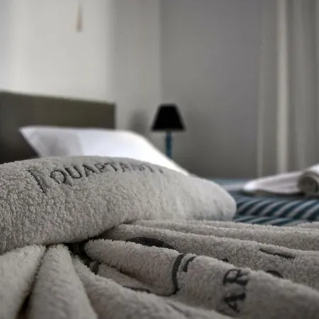 Quartano Luxury Cycladic Residence, Adults Only