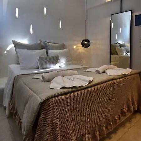 Quartano Luxury Cycladic Residence, Adults Only נאוסה