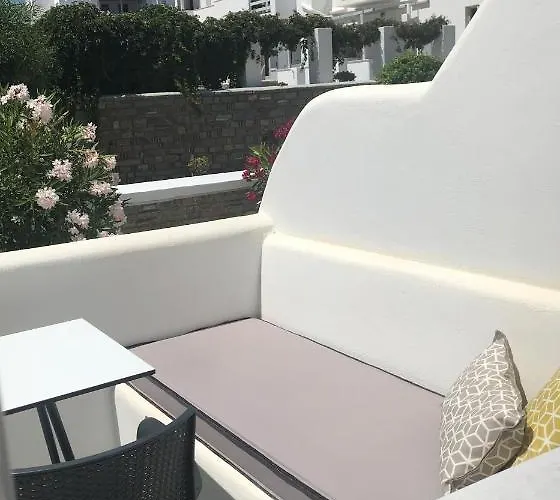 Quartano Luxury Cycladic Residence, Adults Only 3* נאוסה