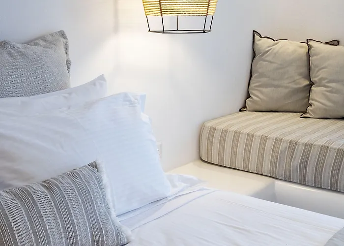 Quartano Luxury Cycladic Residence, Adults Only 3* נאוסה